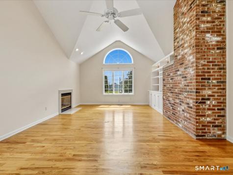 2 Brocketts Lane Branford CT 06405