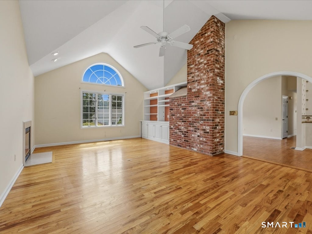 2 Brocketts Lane Branford CT 06405