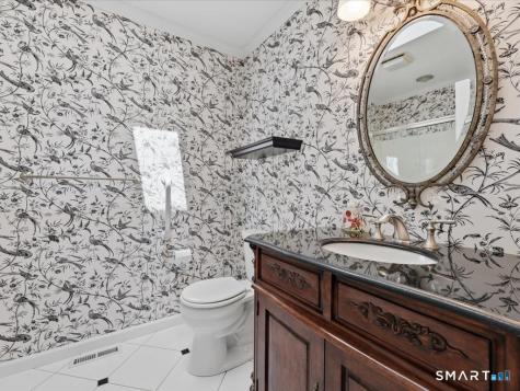 2 Brocketts Lane Branford CT 06405
