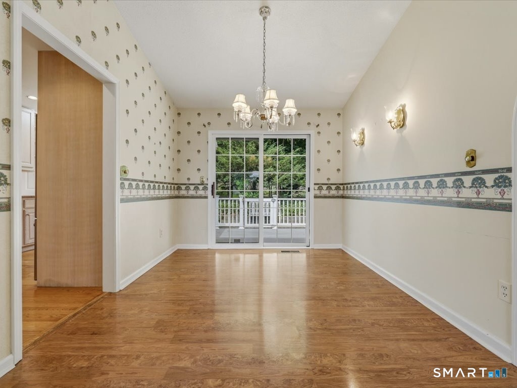 2 Brocketts Lane Branford CT 06405