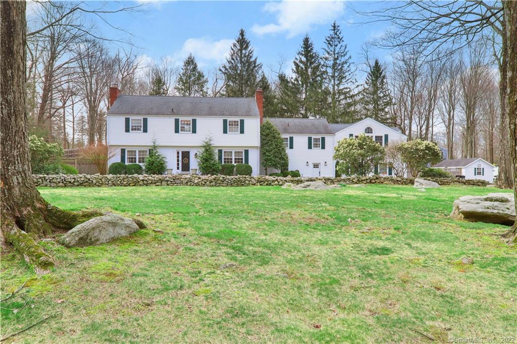 25 Foxwood Road Stamford CT 06903