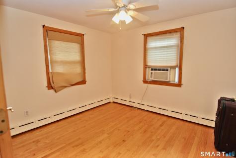64 Saint Andrew Avenue East Haven CT 06512