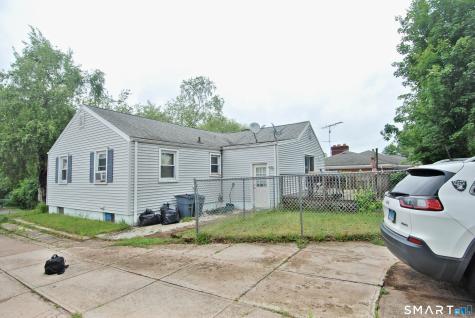 64 Saint Andrew Avenue East Haven CT 06512