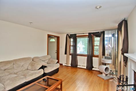 64 Saint Andrew Avenue East Haven CT 06512