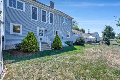 19 Riverside Drive Clinton CT 06413