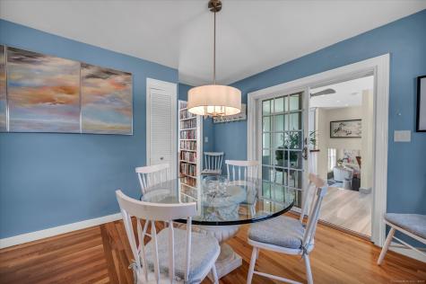 19 Riverside Drive Clinton CT 06413