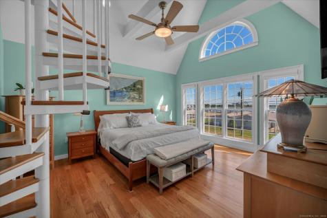 19 Riverside Drive Clinton CT 06413