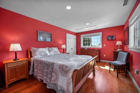 19 Riverside Drive Clinton CT 06413