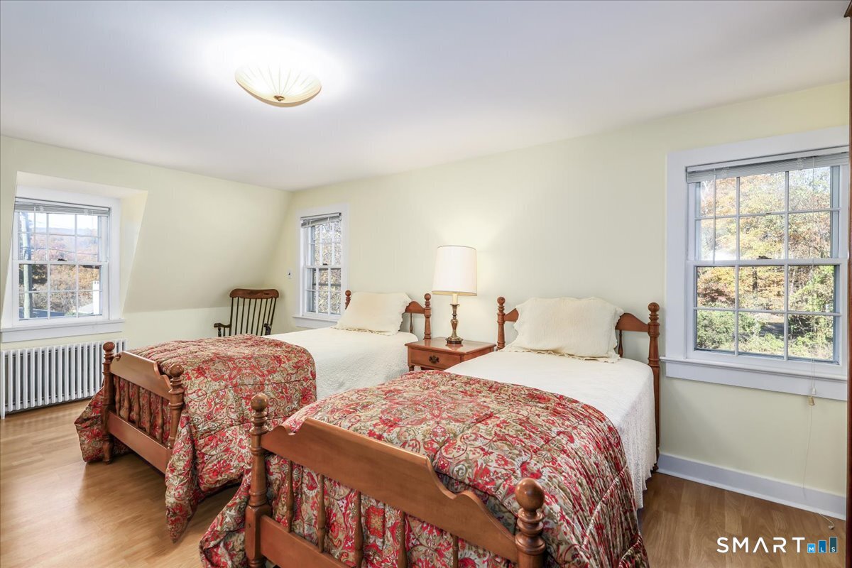 54 River Road New Milford CT 06776