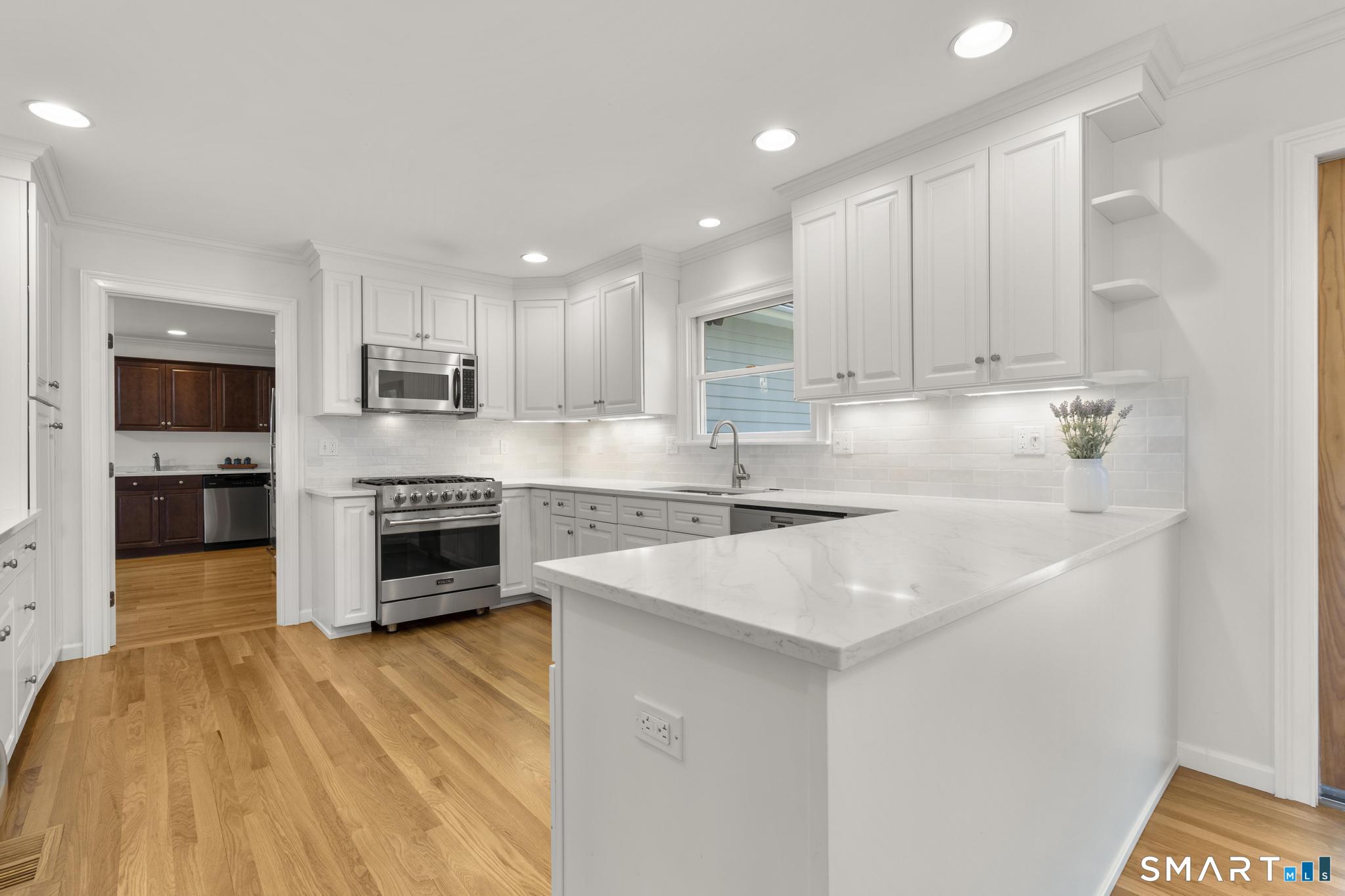 18 Edith Lane Wilton CT 06897