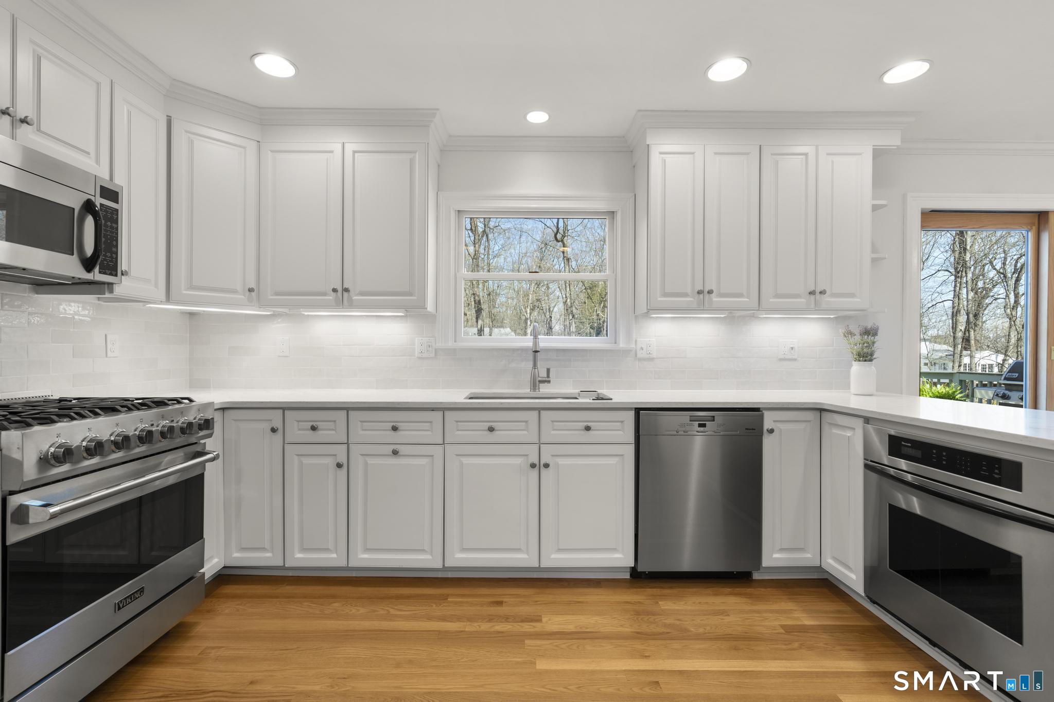 18 Edith Lane Wilton CT 06897
