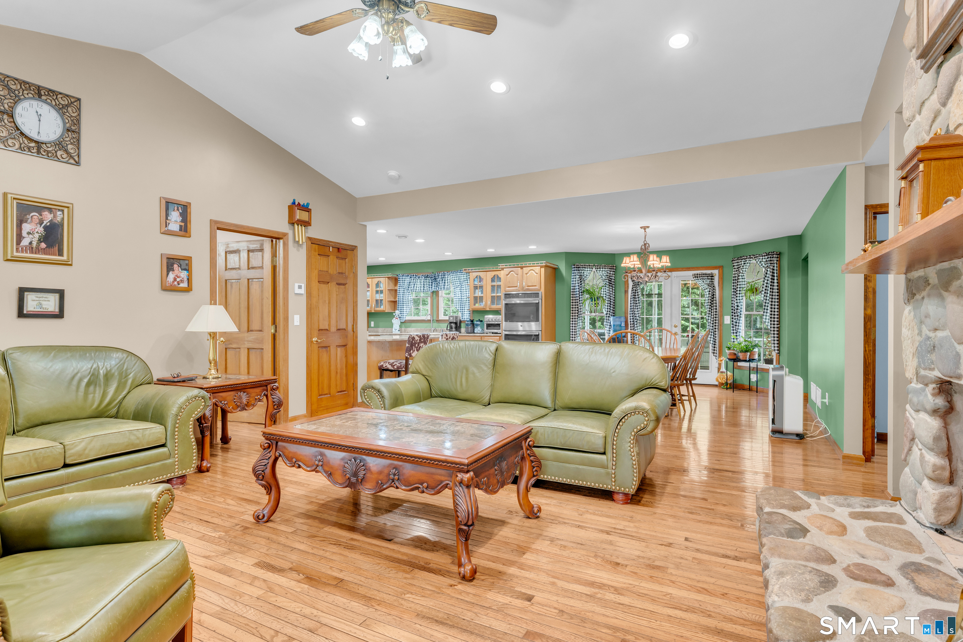 14 Oak Street Wallingford CT 06492