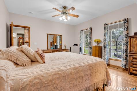 14 Oak Street Wallingford CT 06492
