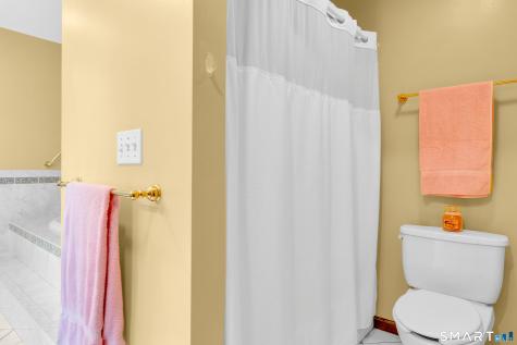 14 Oak Street Wallingford CT 06492