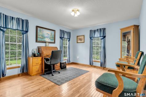 14 Oak Street Wallingford CT 06492