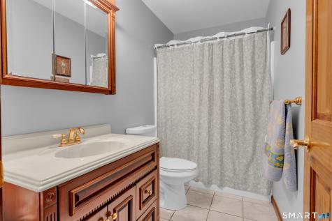 14 Oak Street Wallingford CT 06492