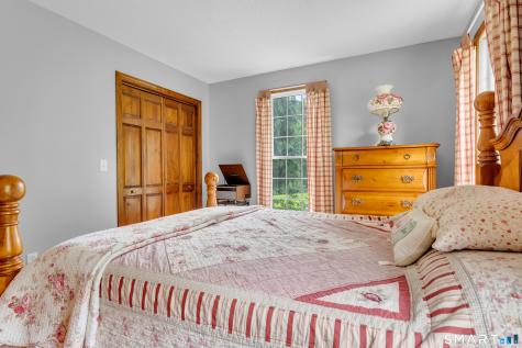 14 Oak Street Wallingford CT 06492
