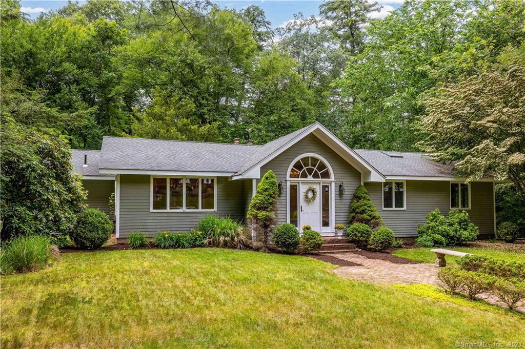 36 Avonside Avon CT 06001
