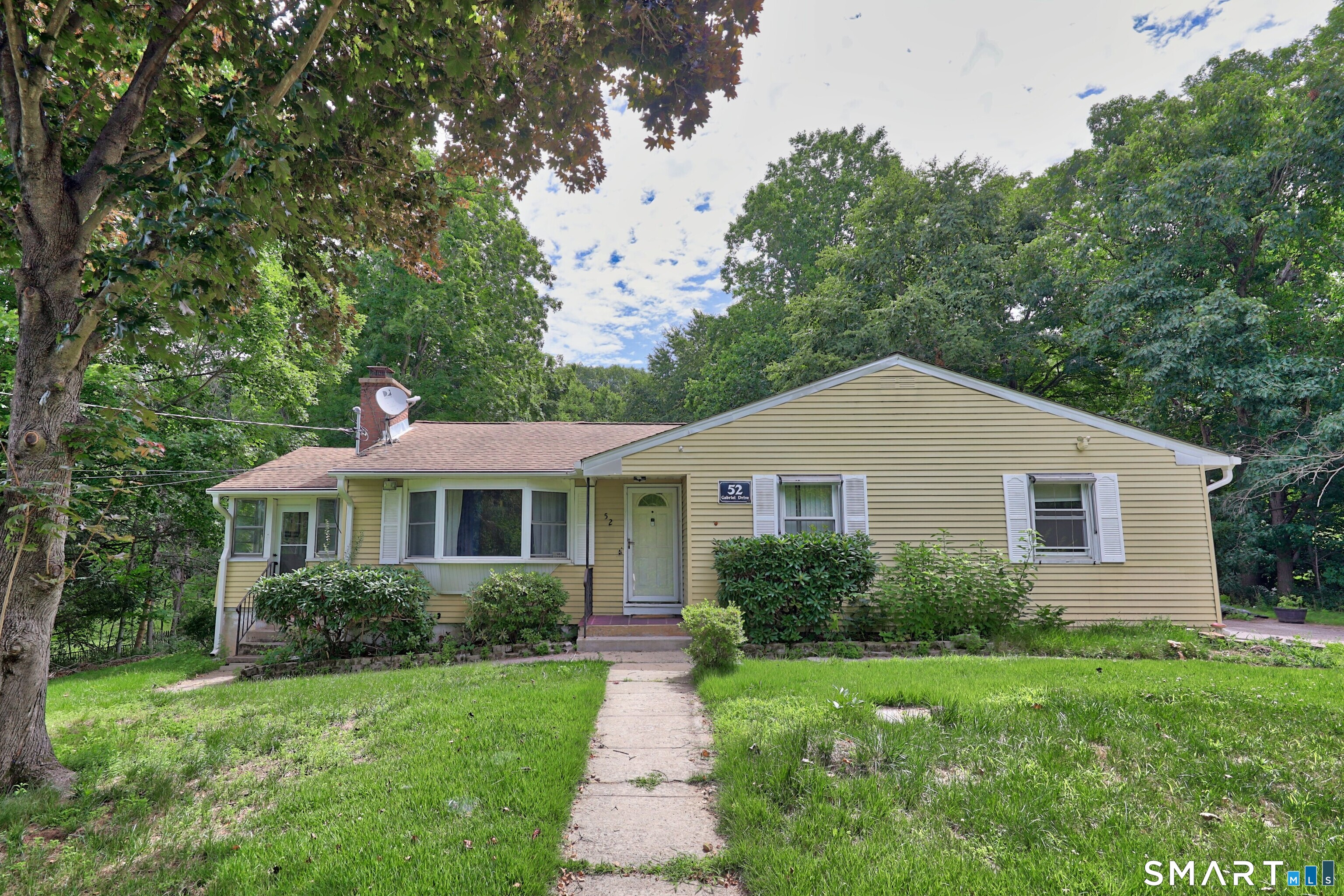 52 Gabriel Drive Naugatuck CT 06770