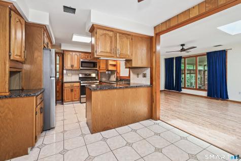52 Gabriel Drive Naugatuck CT 06770
