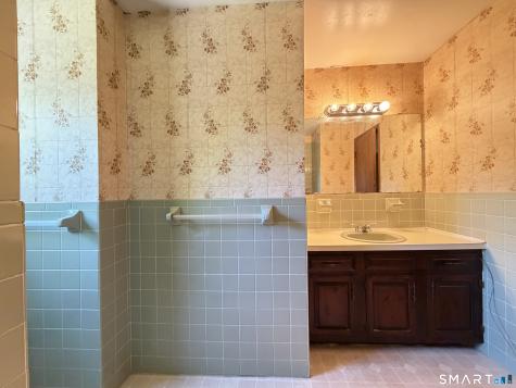 15 Bear Mountain Road Danbury CT 06811