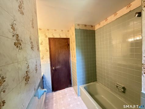 15 Bear Mountain Road Danbury CT 06811