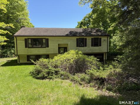 15 Bear Mountain Road Danbury CT 06811