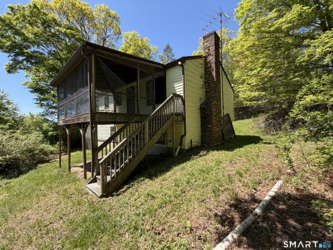 15 Bear Mountain Road Danbury CT 06811