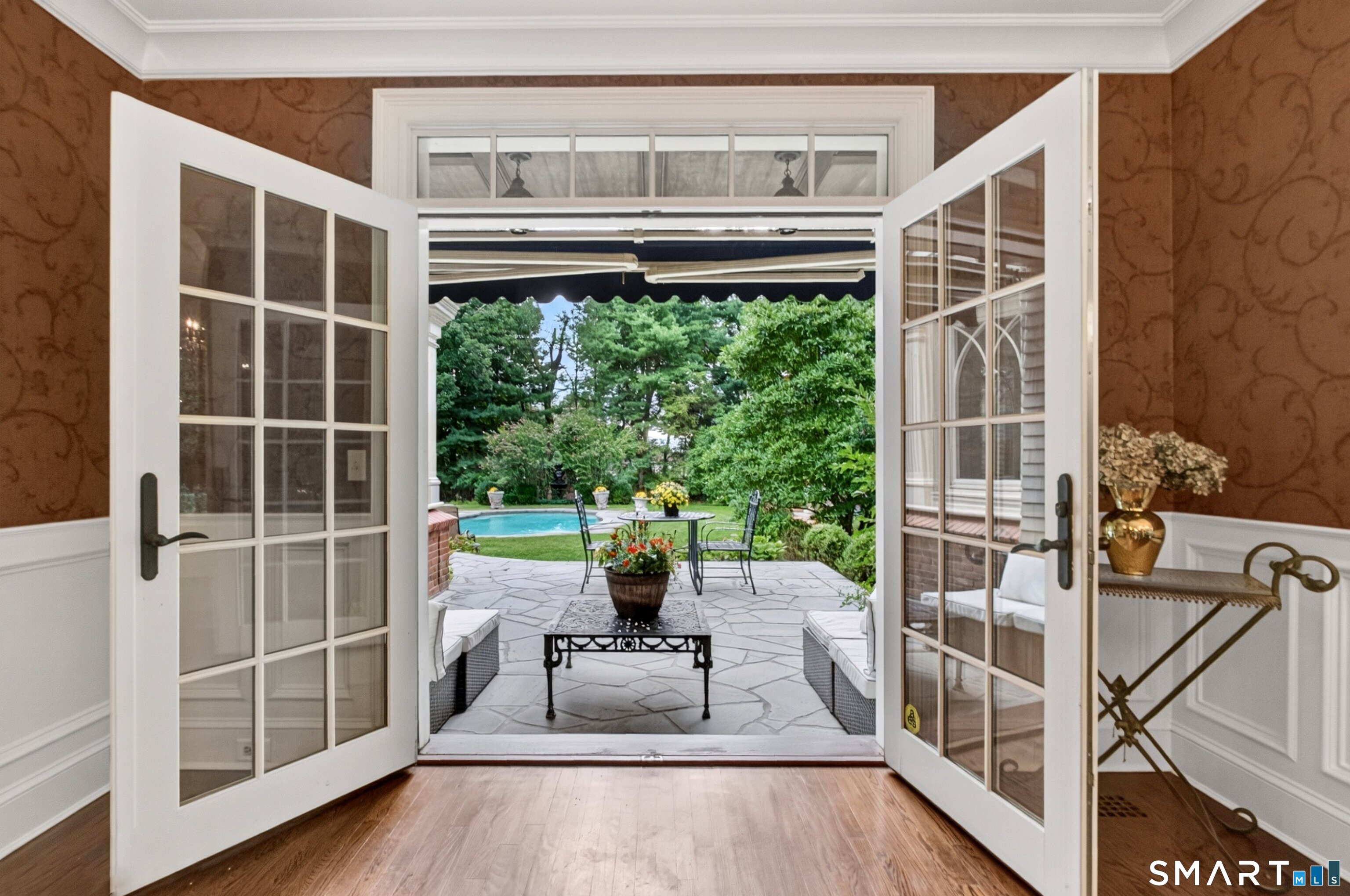 541 Sasco Hill Road Fairfield CT 06824