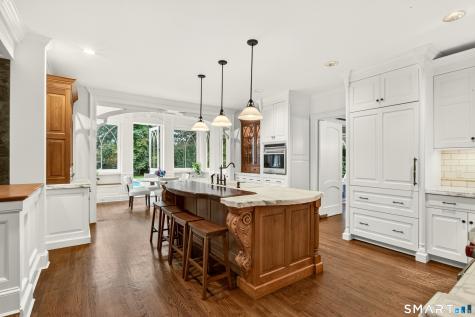 541 Sasco Hill Road Fairfield CT 06824