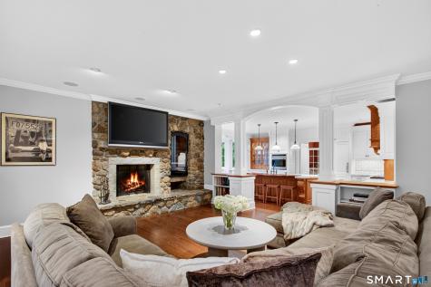 541 Sasco Hill Road Fairfield CT 06824