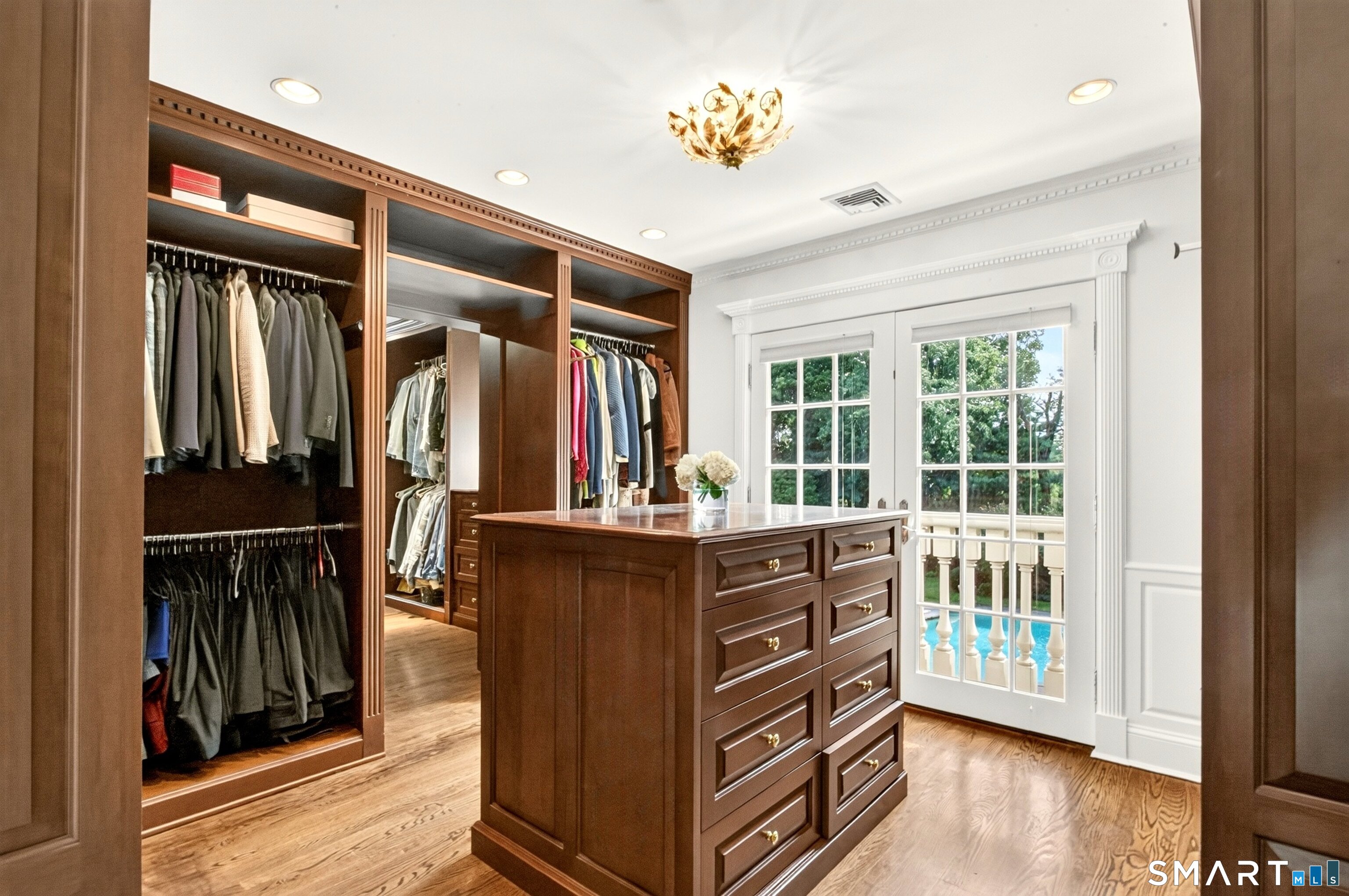 541 Sasco Hill Road Fairfield CT 06824