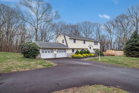 8 Medley Lane Clinton CT 06413