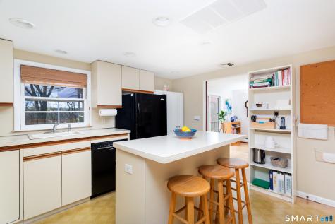 54 Bunnell Circle Fairfield CT 06825