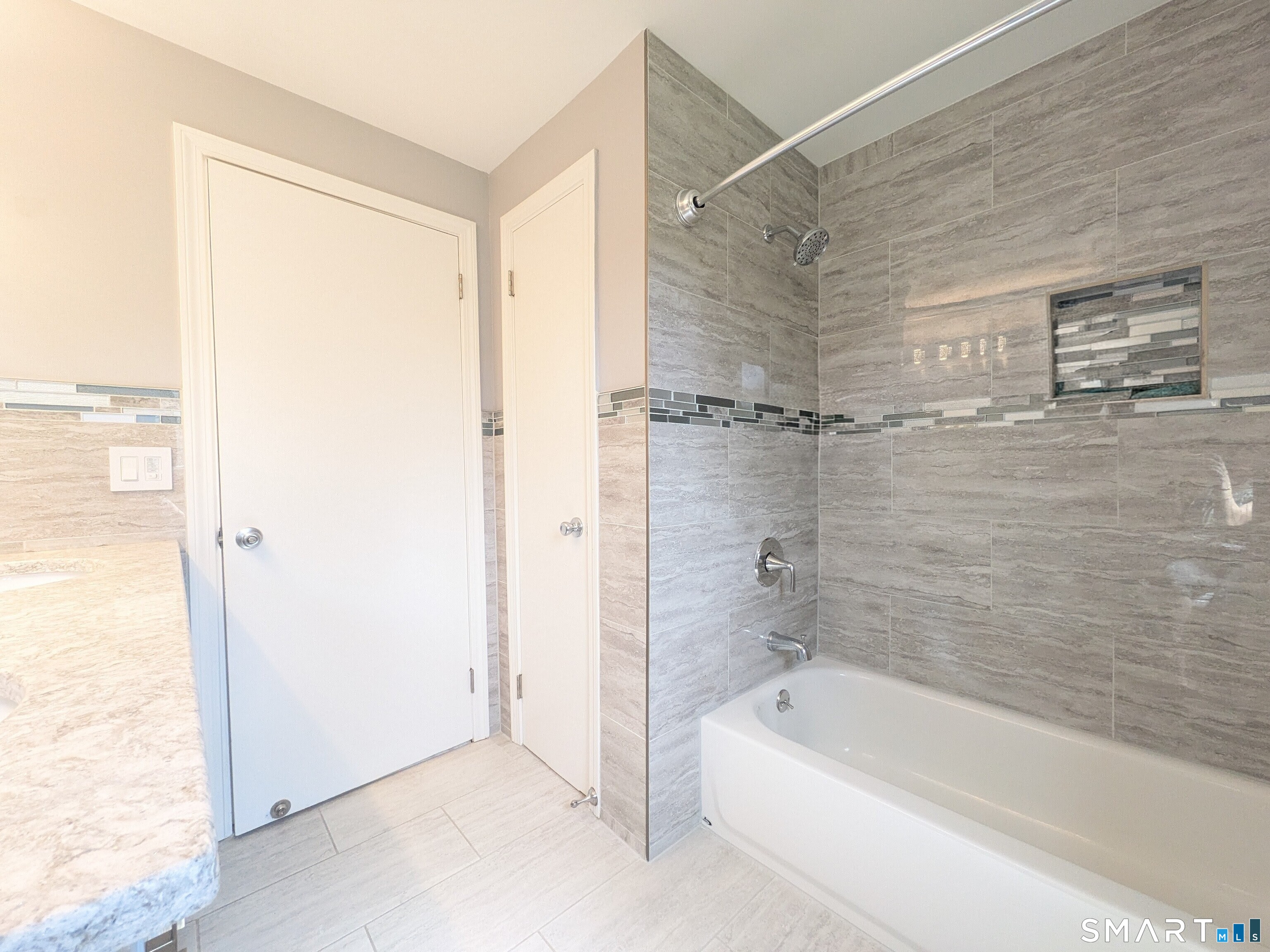 196 Lefoll Boulevard South Windsor CT 06074