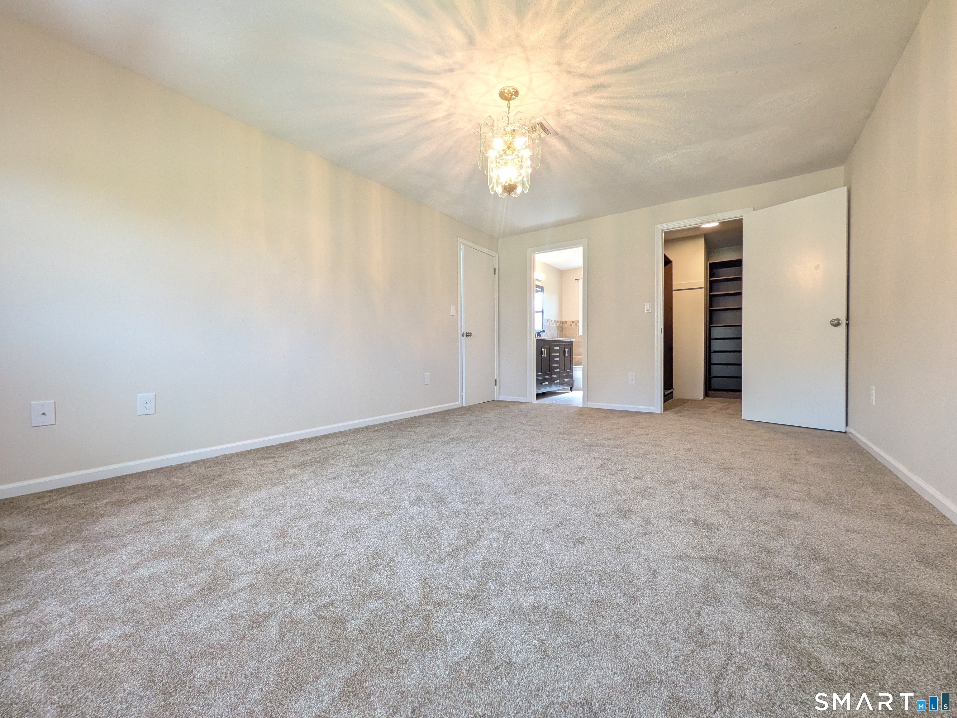 196 Lefoll Boulevard South Windsor CT 06074