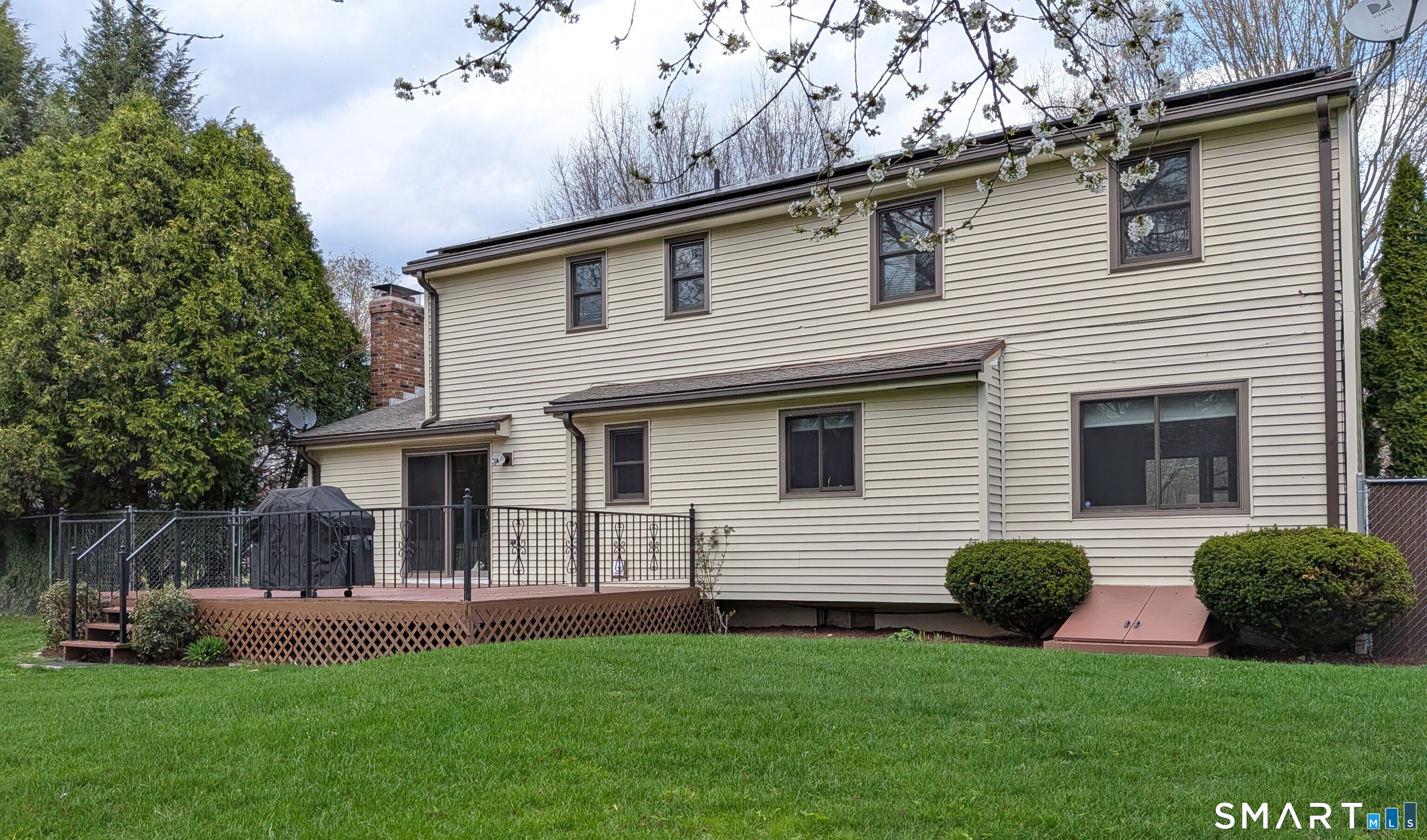 196 Lefoll Boulevard South Windsor CT 06074