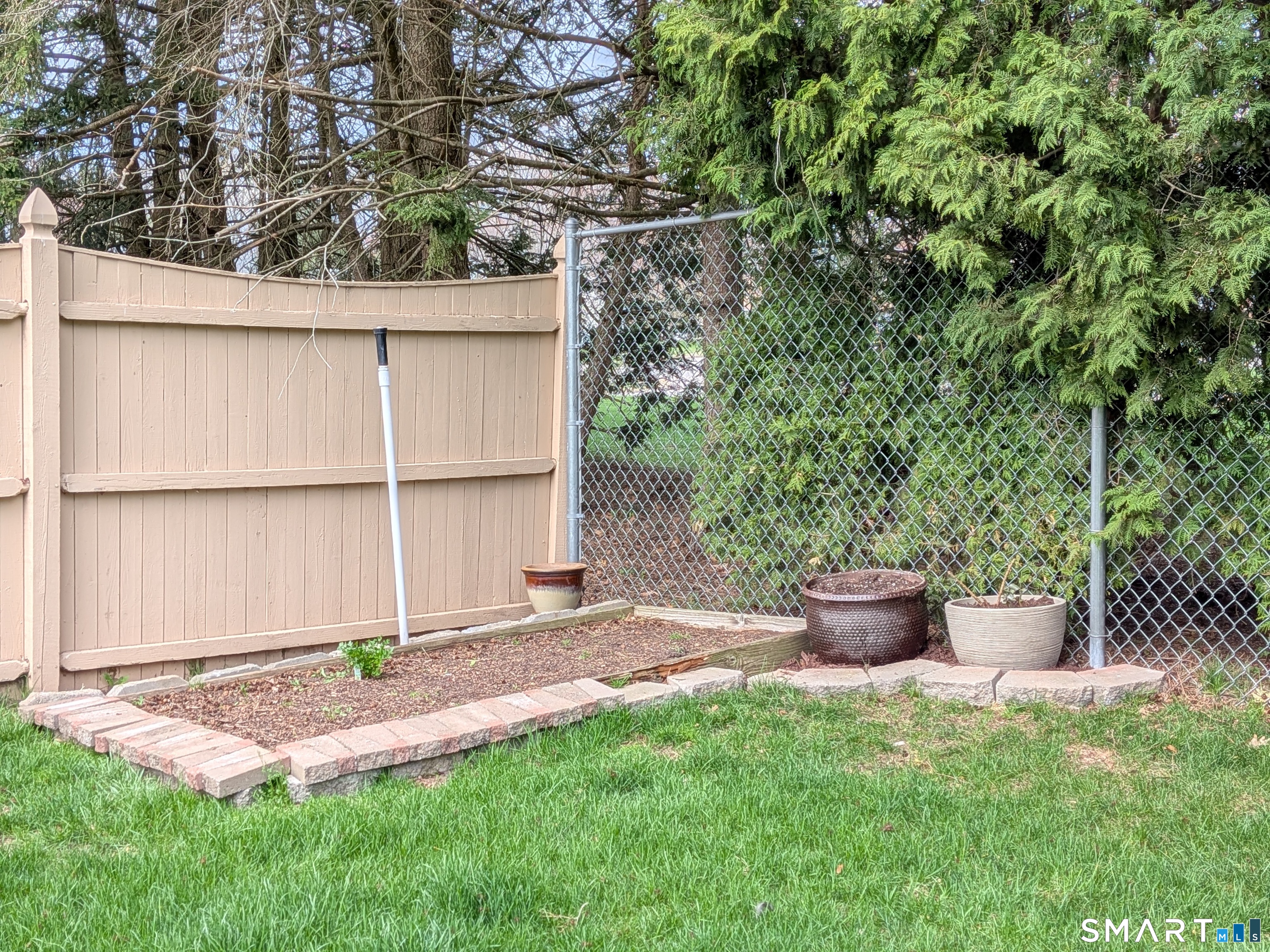 196 Lefoll Boulevard South Windsor CT 06074