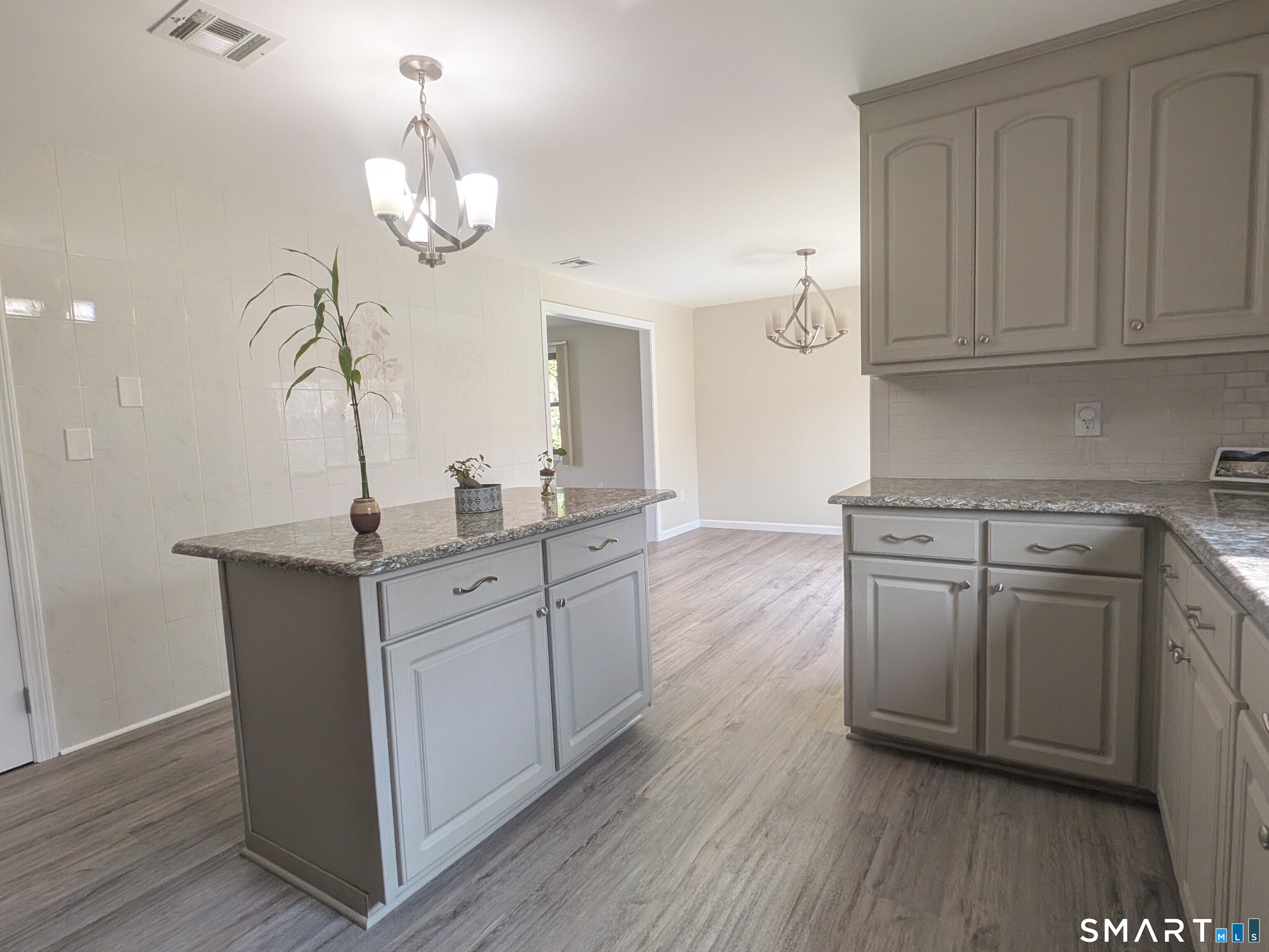 196 Lefoll Boulevard South Windsor CT 06074