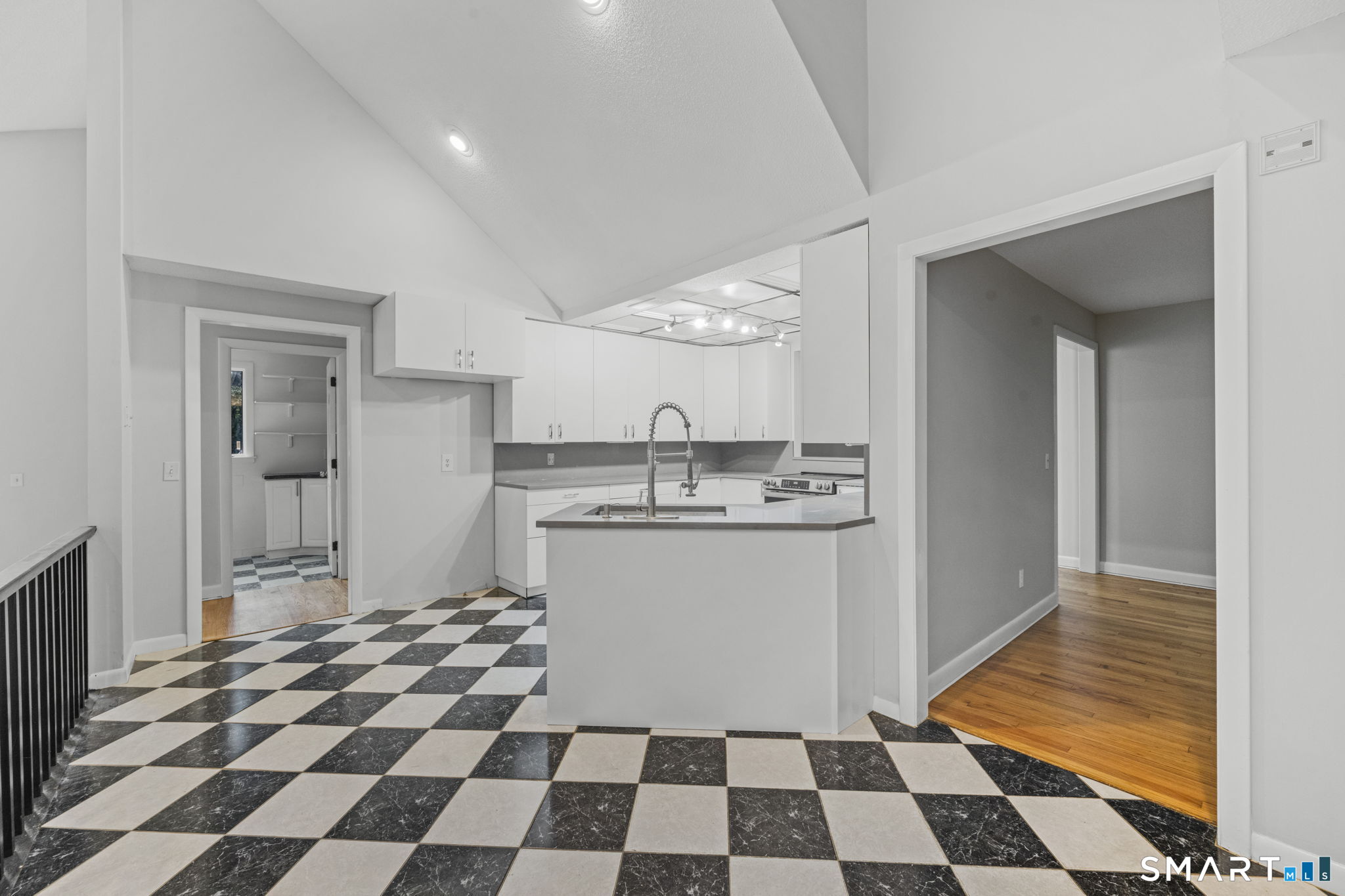 30 North Canton Road Simsbury CT 06092