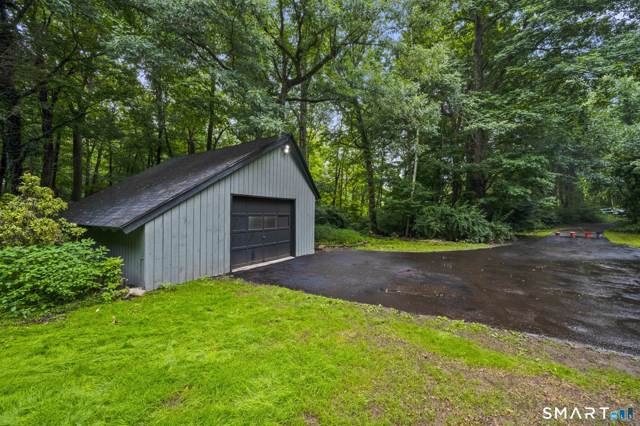30 North Canton Road Simsbury CT 06092