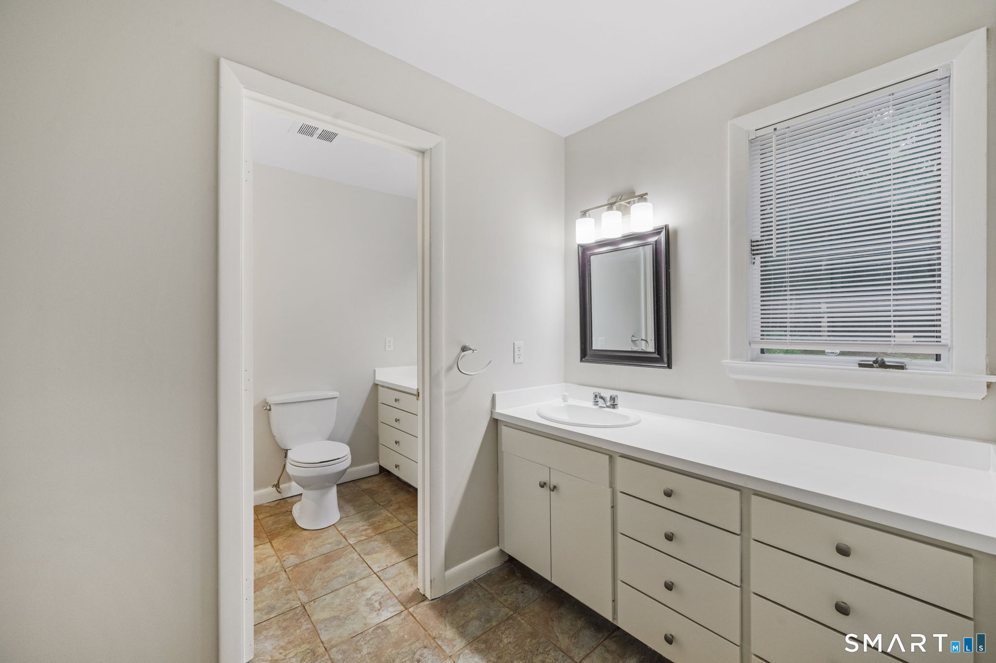 30 North Canton Road Simsbury CT 06092
