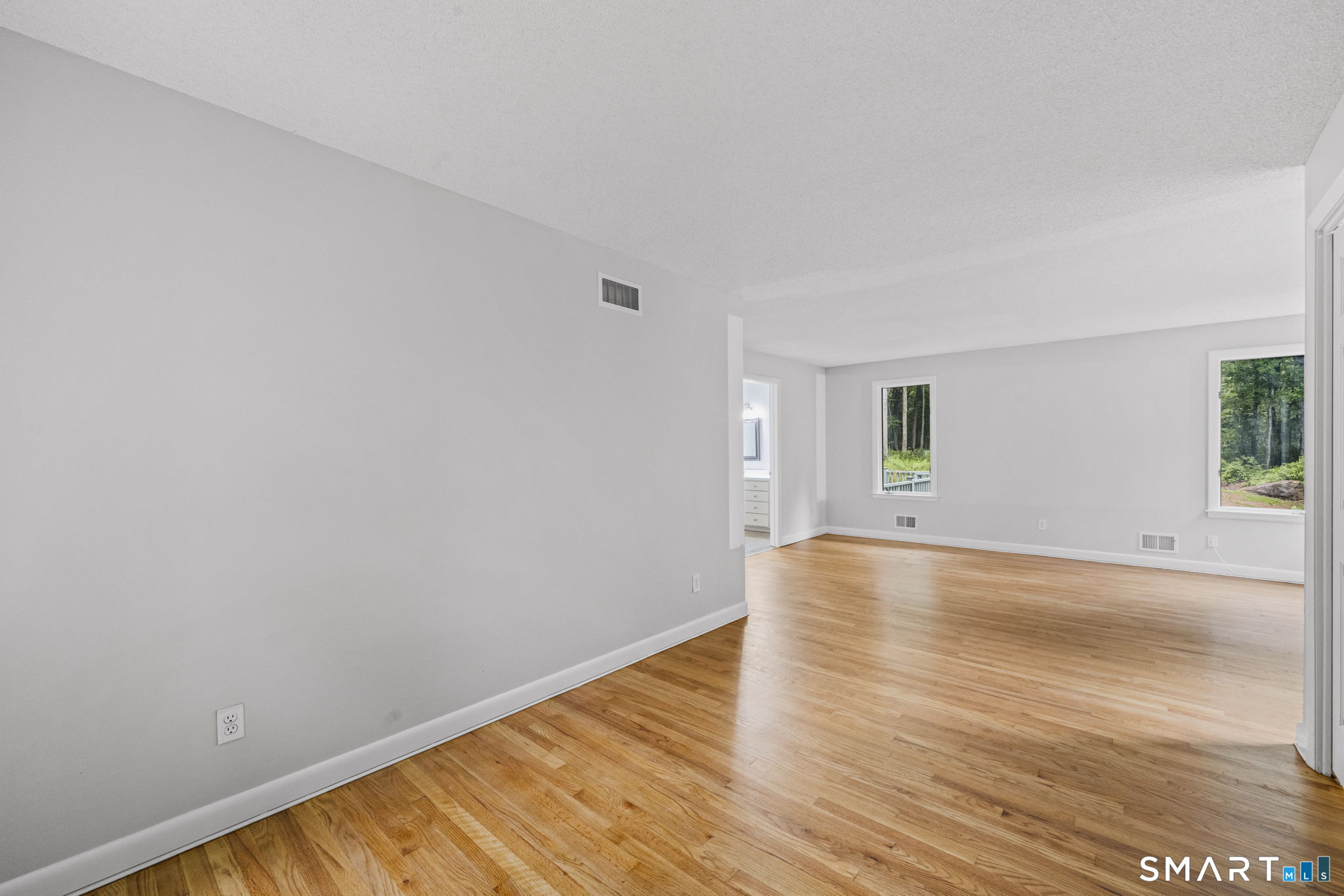 30 North Canton Road Simsbury CT 06092