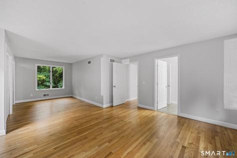 30 North Canton Road Simsbury CT 06092