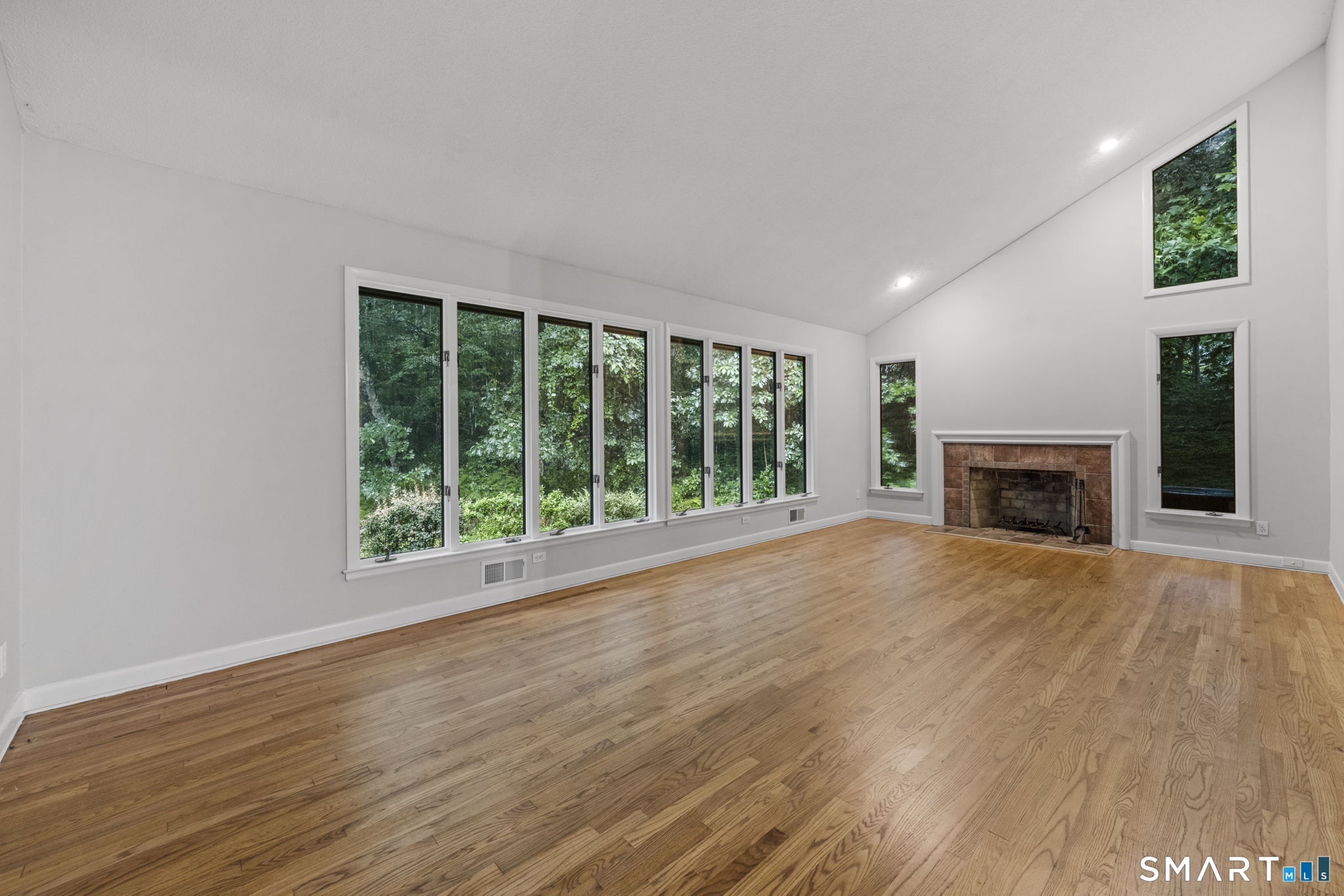 30 North Canton Road Simsbury CT 06092