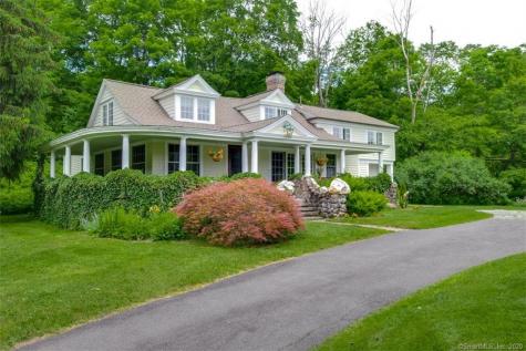 206 Sandy Hill Road Middlebury CT 06762