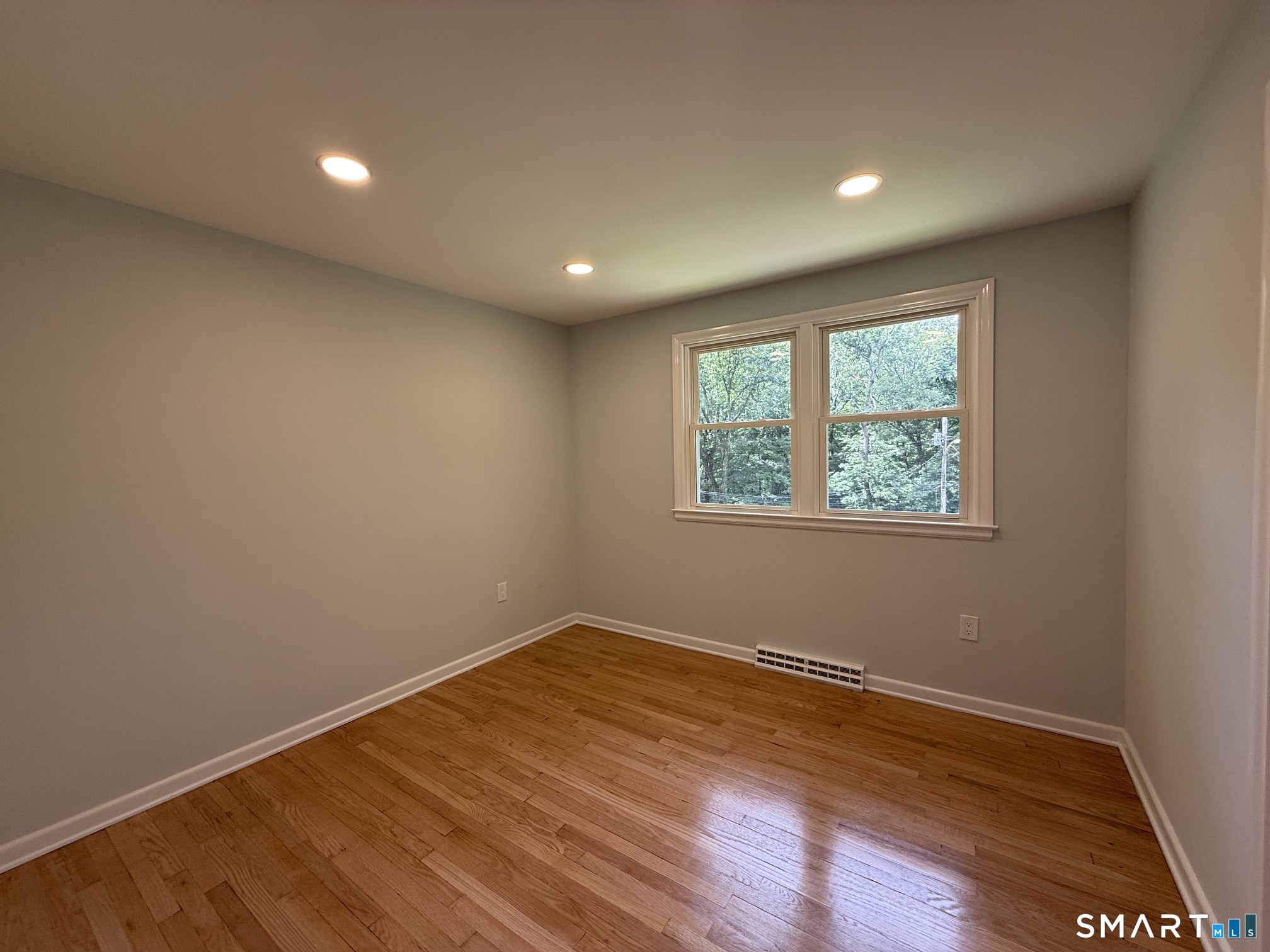 46 Forest North Court Hamden CT 06518
