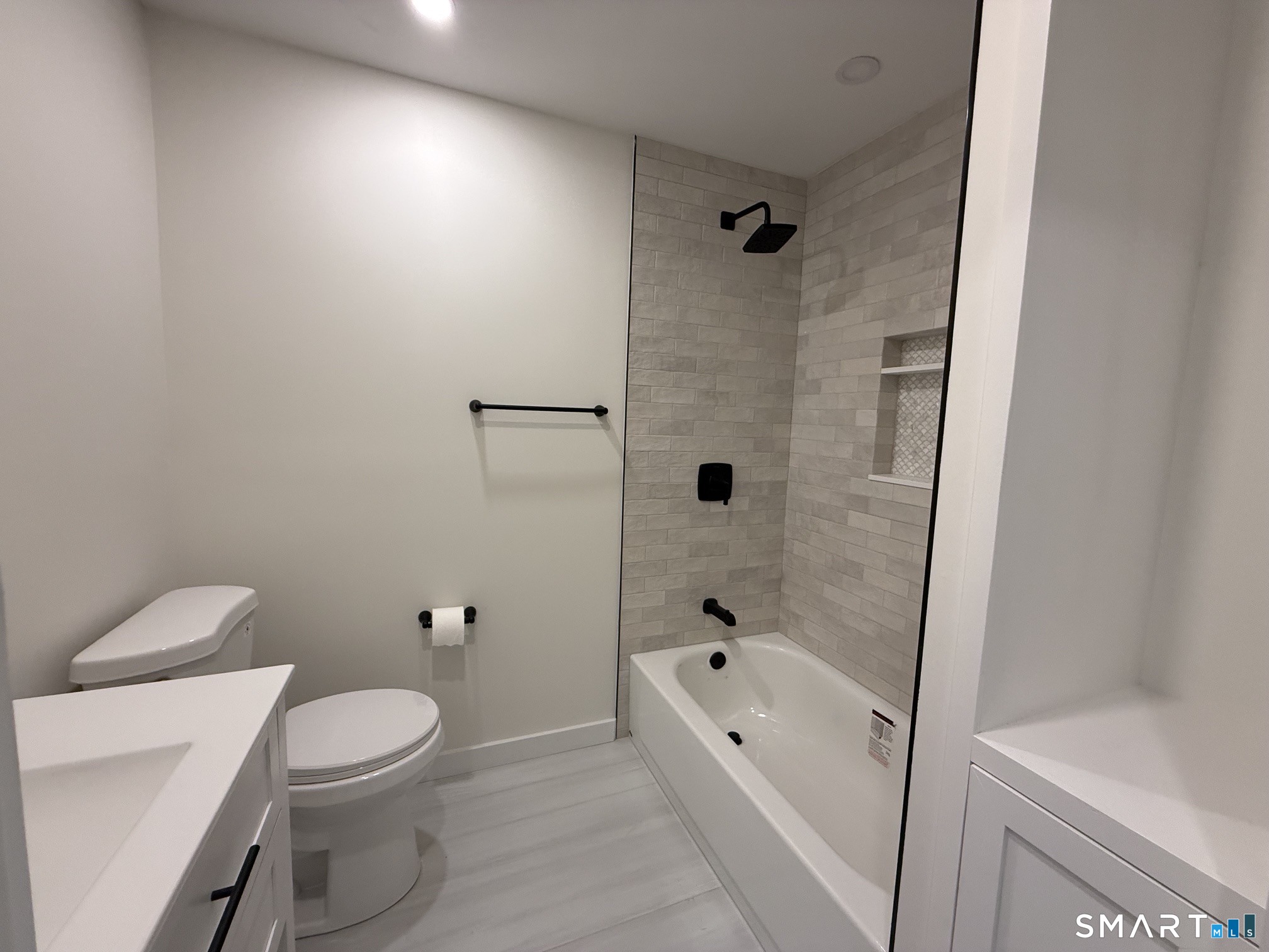 46 Forest North Court Hamden CT 06518