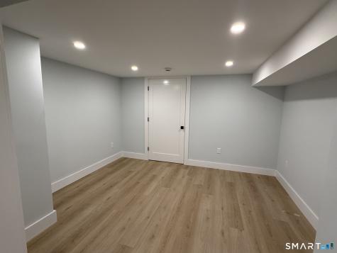 46 Forest North Court Hamden CT 06518