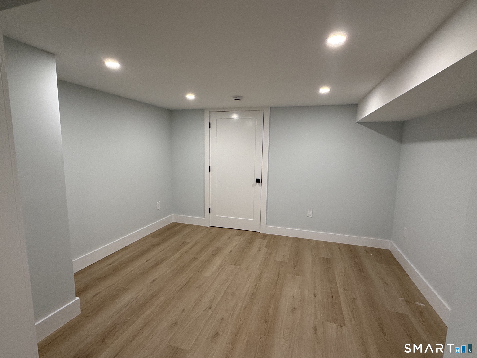 46 Forest North Court Hamden CT 06518